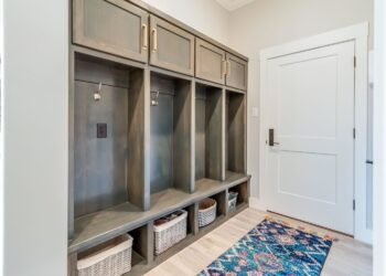 garage mudroom ideas